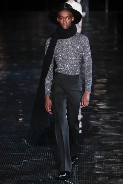 Look 47